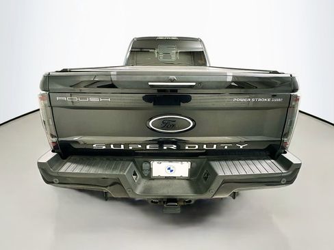 Used 2019 Ford F250 Lariat w/ Lariat Ultimate Package image 6