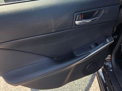 Used 2015 Lexus IS 350 image 8