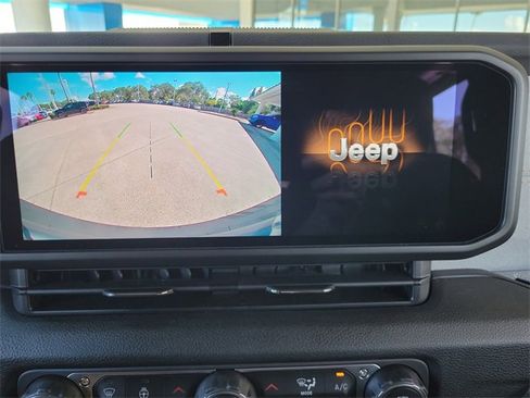 Used 2024 Jeep Wrangler Sport S image 28