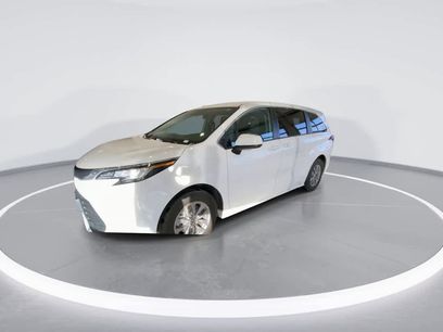 Used 2023 Toyota Sienna LE
