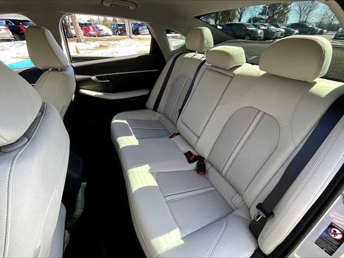 Used 2023 Hyundai Sonata SEL image 33