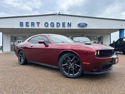Used 2020 Dodge Challenger SXT w/ Blacktop Package