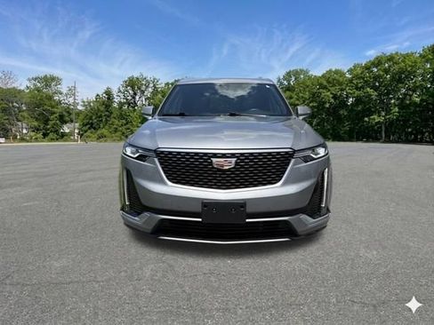 Used 2025 Cadillac XT6 Premium Luxury AWD/4WD image 3