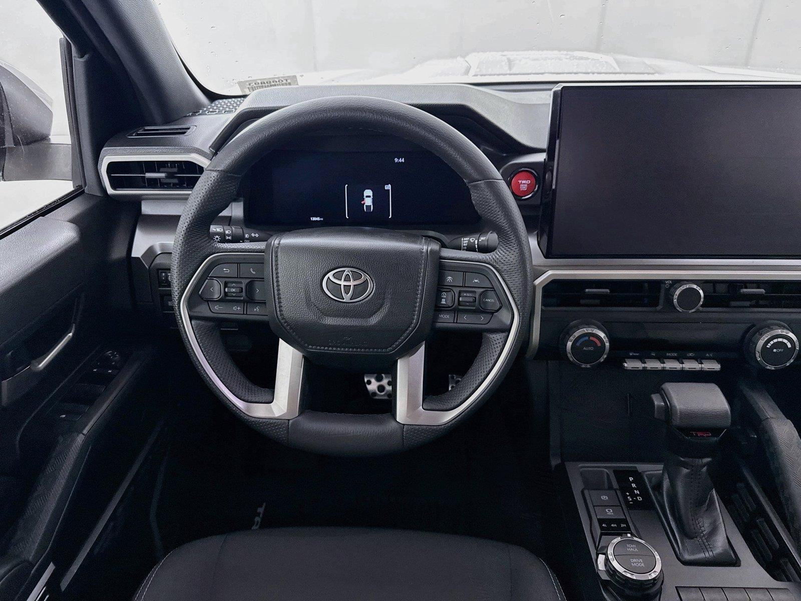 Certified 2025 Toyota Tacoma TRD Sport AWD/4WD image 31