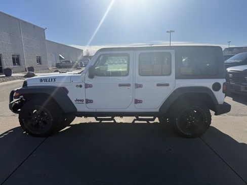 Used 2021 Jeep Wrangler Unlimited Sport image 3