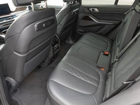 Used 2025 BMW X5 xDrive50e AWD/4WD image 17