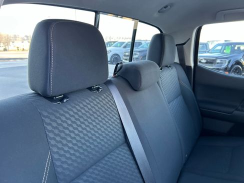 Used 2021 Toyota Tacoma SR5 image 20