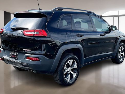 Used 2017 Jeep Cherokee Trailhawk w/ Cold Weather Group image 6