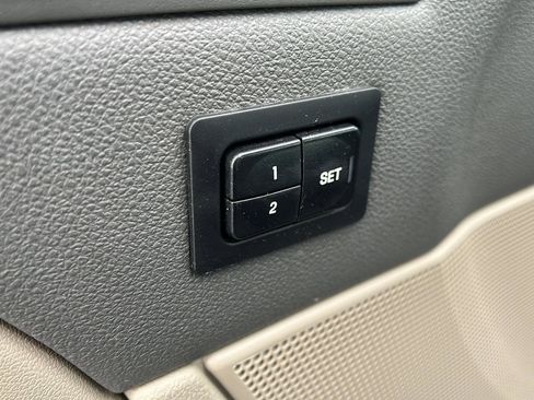 Used 2008 Mercury Sable Premier image 11