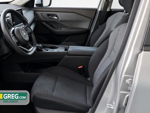 Used 2022 Nissan Rogue SV FWD image 11