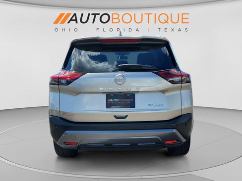 Used 2023 Nissan Rogue SL AWD/4WD image 4