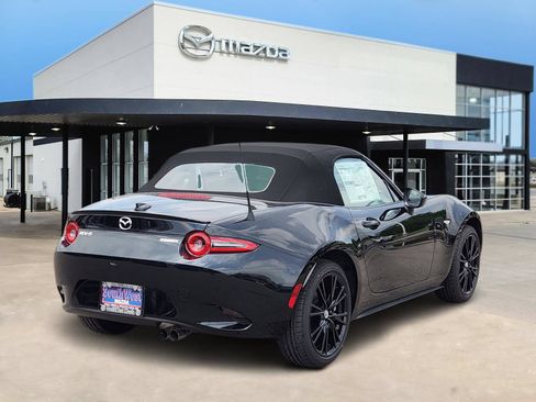 New 2026 MAZDA MX-5 Miata Club RWD image 5