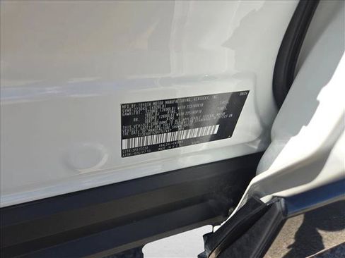 Used 2024 Toyota RAV4 XSE AWD/4WD image 26