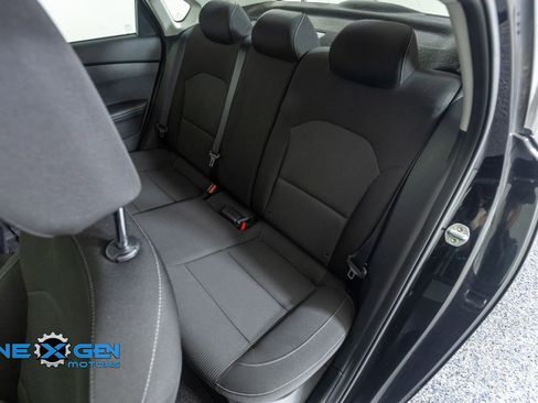 Used 2020 Kia Forte LXS image 32