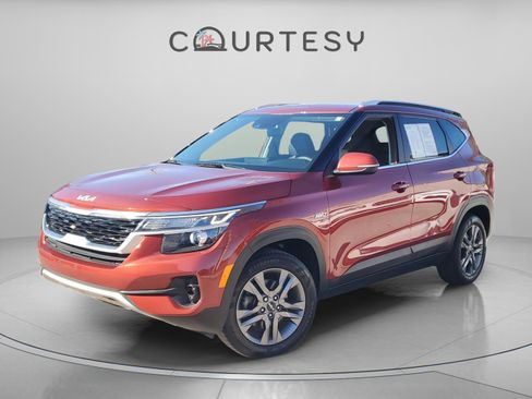 Certified 2023 Kia Seltos S w/ Navigation Package image 1