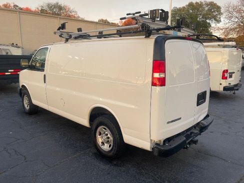 Used 2021 Chevrolet Express 2500 w/ Communications Package image 3