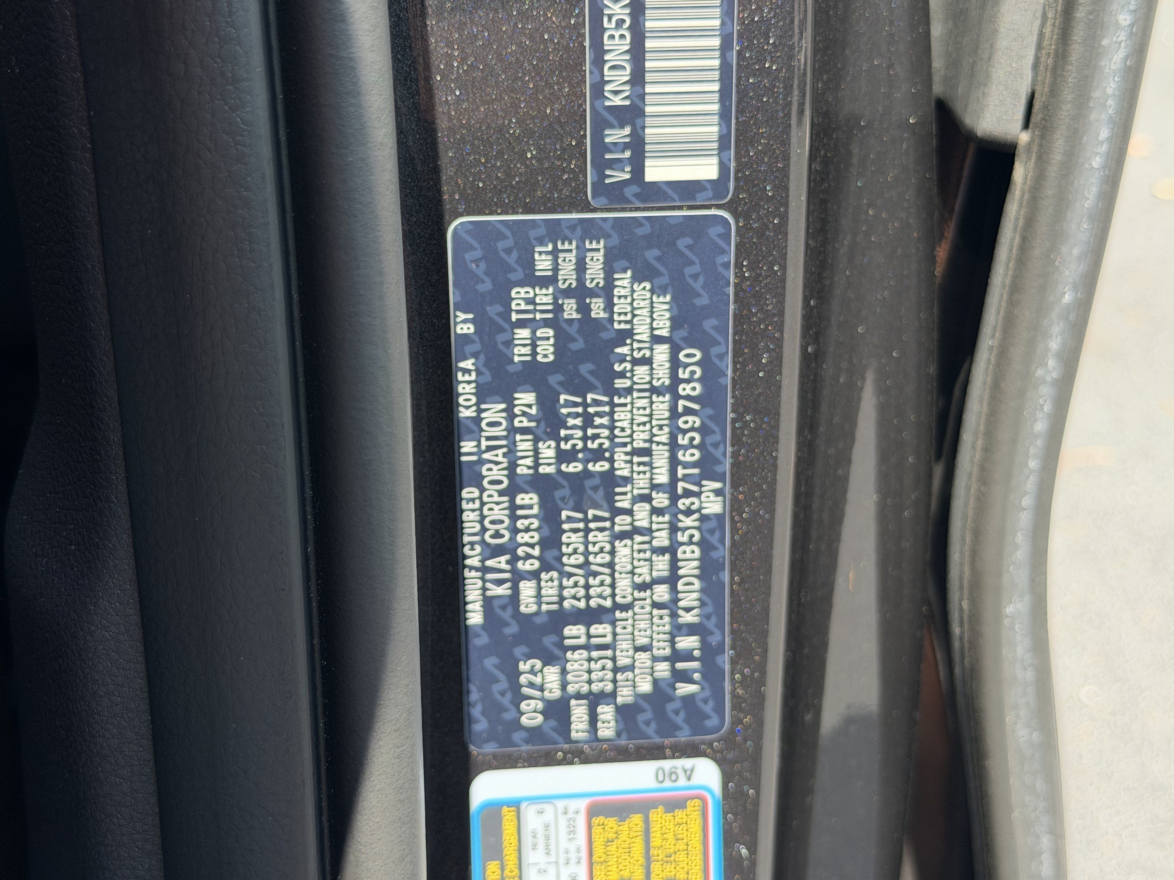 Certified 2026 Kia Carnival FWD image 33