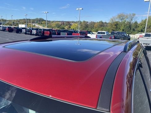 Certified 2025 Chevrolet Traverse High Country w/ LPO, Floor Liner Package image 11