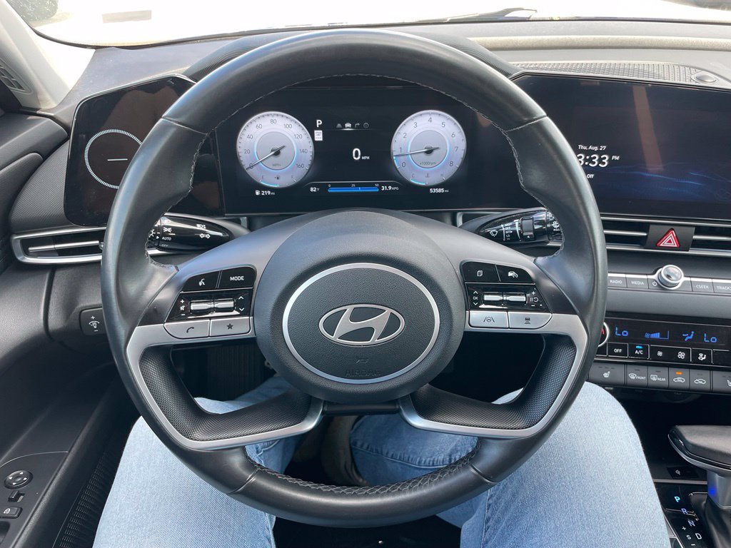 Used 2025 Hyundai Elantra SEL FWD image 24