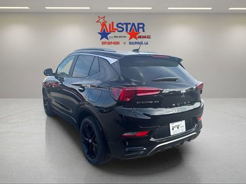 Used 2025 Buick Encore GX Sport Touring w/ Comfort Package image 3