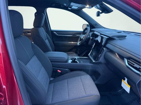 New 2026 GMC Acadia Elevation image 10