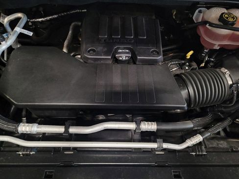 Used 2022 Chevrolet Silverado 1500 LT image 30