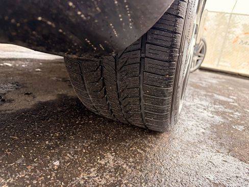 Used 2014 Mercedes-Benz E 350 4MATIC Sedan image 42