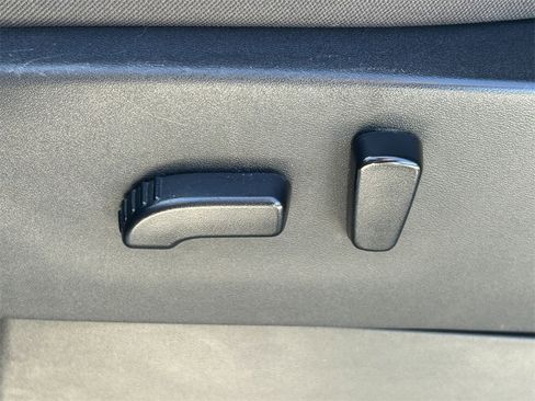 Used 2023 Nissan Frontier SV w/ SV Convenience Package image 20