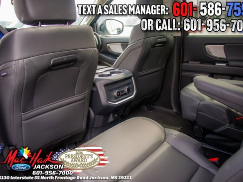 New 2026 Ford Expedition Active image 40