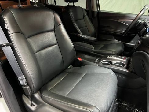Used 2021 Honda Pilot Special Edition image 9