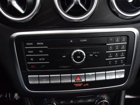 Used 2018 Mercedes-Benz GLA 250 4MATIC image 28