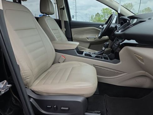 Used 2017 Ford Escape Titanium FWD image 15