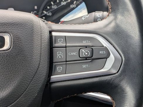 Used 2022 Jeep Compass Limited AWD/4WD image 13
