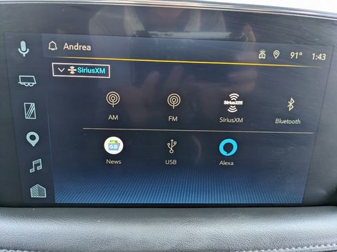 Used 2024 Chevrolet Tahoe Z71 w/ Luxury Package image 33