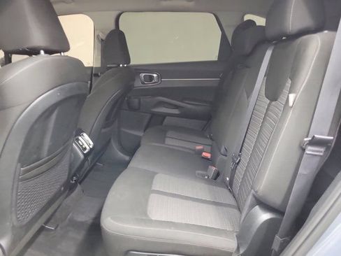 Certified 2024 Kia Sorento LX FWD image 12