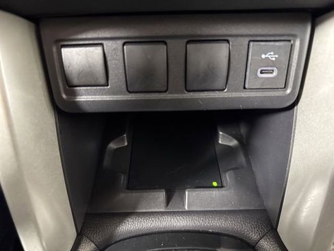 Used 2025 Toyota Corolla Cross AWD Hybrid image 16