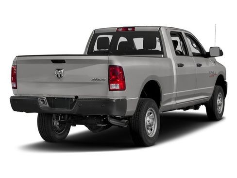 Used 2017 RAM 2500 Tradesman w/ Chrome Appearance Group AWD/4WD image 5