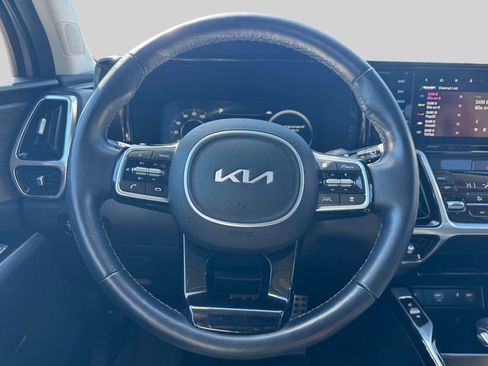 Used 2023 Kia Sorento SX Prestige image 13