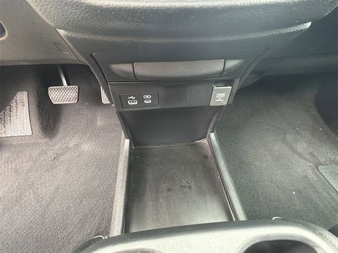 Used 2025 Honda Odyssey Sport-L image 37