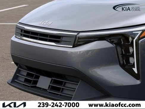 New 2026 Kia K4 LXS image 12