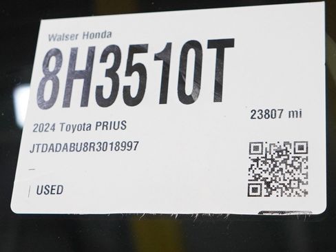 Used 2024 Toyota Prius Limited w/ Limited Premium Package AWD/4WD image 32