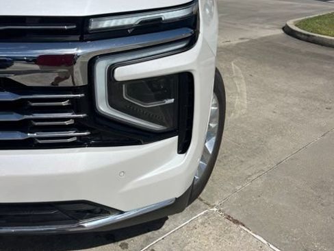 Used 2025 Chevrolet Tahoe Premier RWD image 11