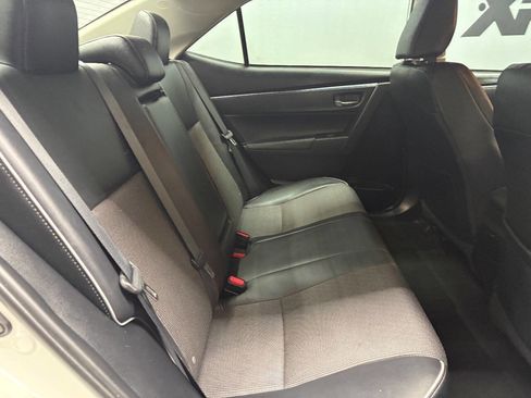 Used 2015 Toyota Corolla S Premium image 40