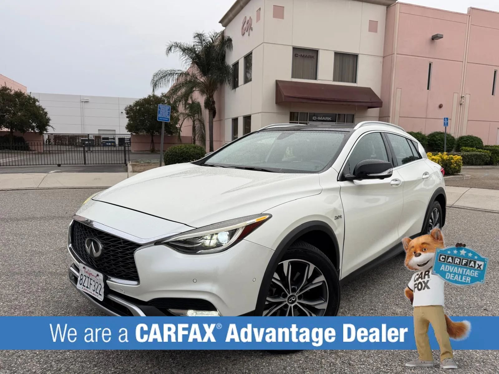 Used 2018 INFINITI QX30 AWD w/ Cargo Package image 2