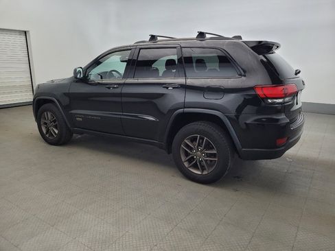 Used 2016 Jeep Grand Cherokee Laredo 75th Anniversary image 3