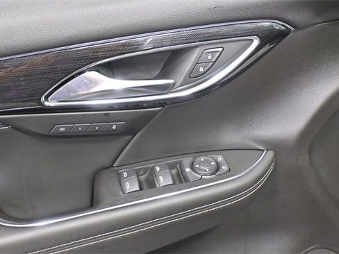 Certified 2022 Buick Envision Essence w/ Technology Package II image 19