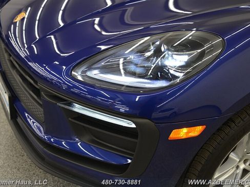 Used 2023 Porsche Macan AWD/4WD image 50