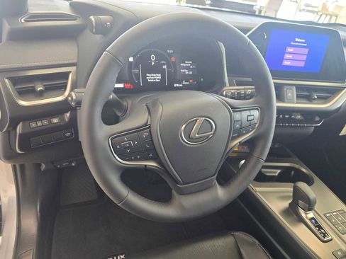 New 2026 Lexus UX 300h AWD image 27