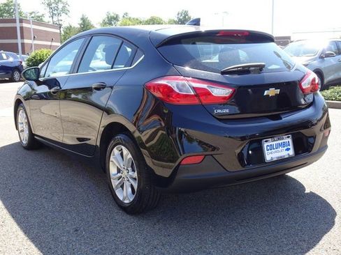 Used 2019 Chevrolet Cruze LT w/ Convenience Package image 6