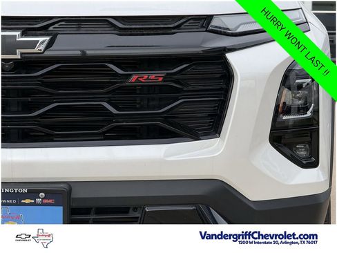 Certified 2025 Chevrolet Equinox RS w/ Safety and Technology Package FWD image 8